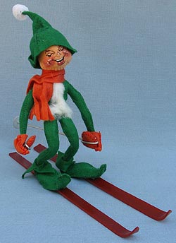 Annalee 10" Green Ski Elf - Mint - Signed - 818086sxo