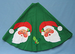 Annalee 60" Tree Skirt with Two Santa Heads - Mint - 853085
