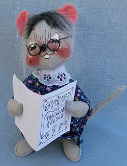 Annalee 7" Granny Grandma Mouse - Mint - 853499xxt