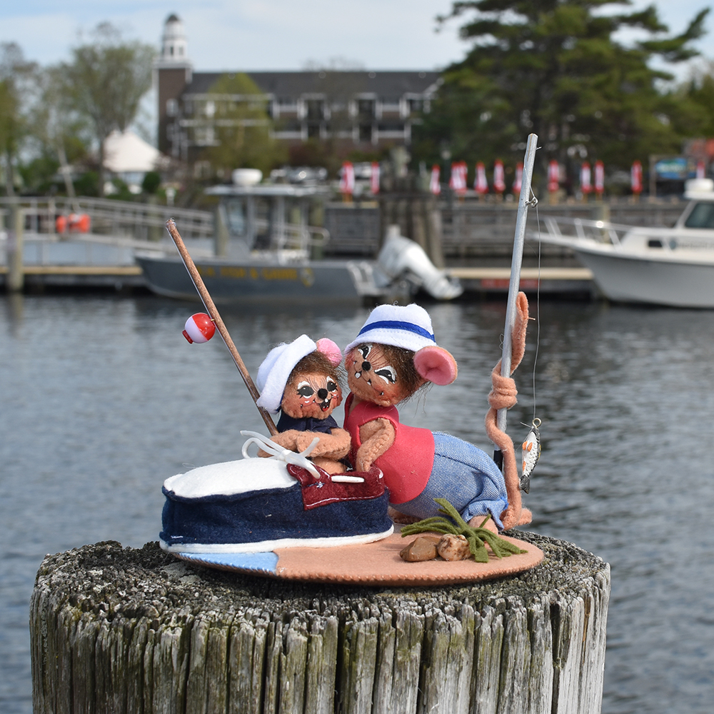 Annalee 5" Gone Fishin' Mice AIA 2025 - Mint - 911625