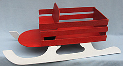 Annalee 22" Red & White Wooden Sleigh - Mint / Near Mint - 917084 Annalee 22" Red & White Wooden Sleigh - Mint / Near Mint - 917084