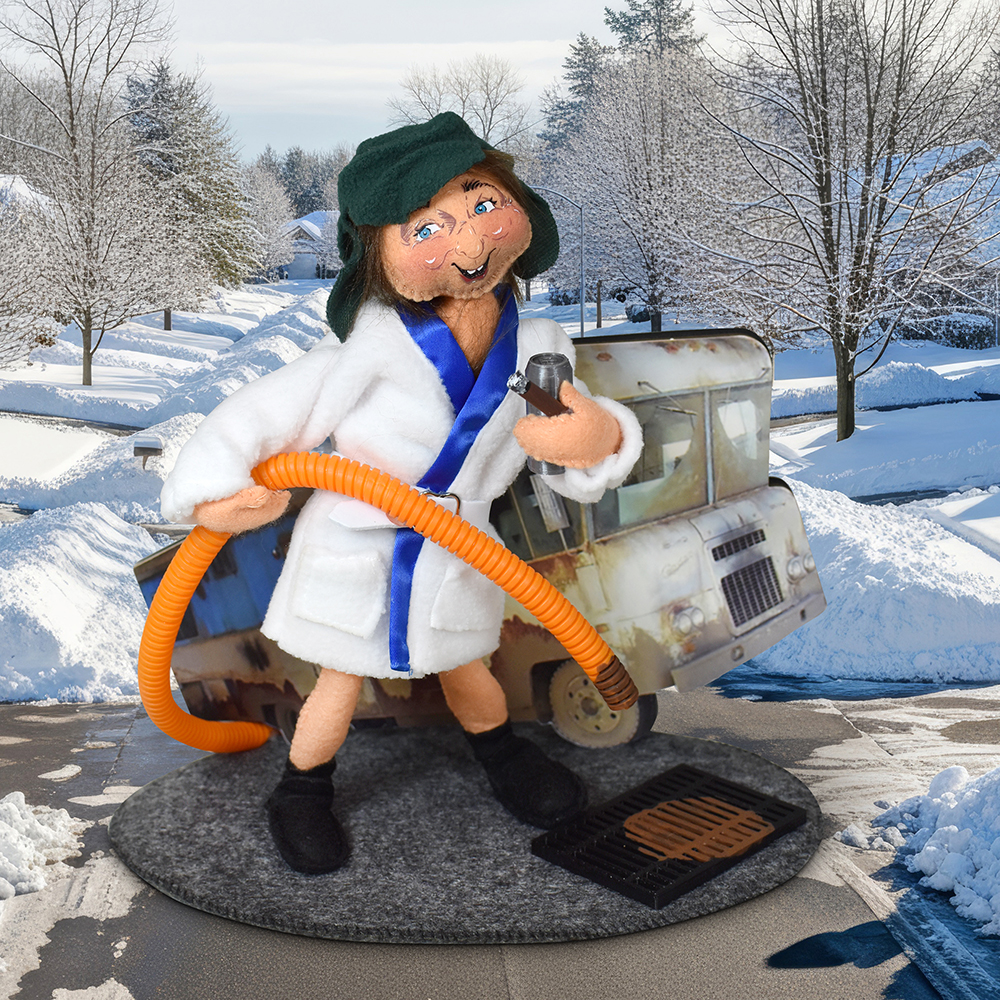 Annalee 9" National Lampoon?s Christmas Vacation - The Holiday Flush AIA 2025 - Mint - 922025