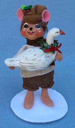 Annalee 5" Dickens Boy Mouse with Goose - Mint - 943210 Annalee 5" Dickens Boy Mouse with Goose - Mint - 943210