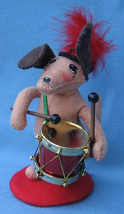 Annalee 12 Days of Christmas 7" Twelve Drummers Drumming Puppy Dog - Mint - 945113