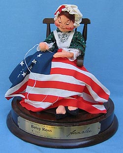 Annalee 10" Betsy Ross with Base - Mint/ Near Mint - 964490