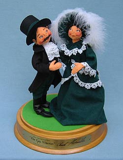 Annalee 10" Gay Nineties Couple with Base - Mint - 966598