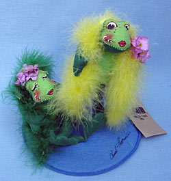 Annalee 10" Floozy Frogs - Signed - Excellent - 970998xoa Annalee 10" Floozy Frogs - Signed - Excellent - 970998xoa