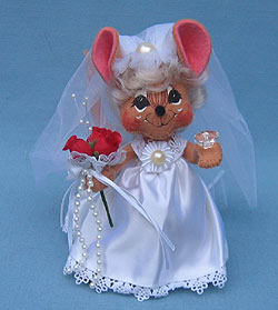 Annalee 7" Bride Mouse with Blonde Hair with Diamond Engagement Ring - Mint - 974802