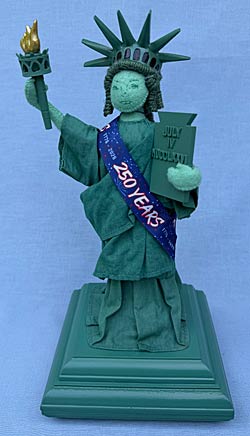 Annalee 13" Statue of Liberty with 250 Years 1776-2026 Sash - Mint - 982202yr250