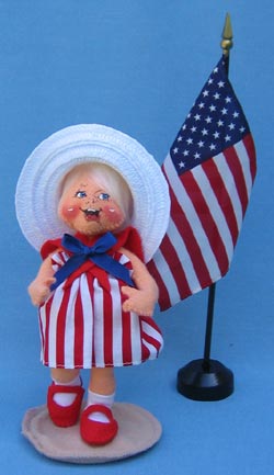 Annalee 7" Patriotic Girl #1 with Straw Hat - Mint - 987600tong