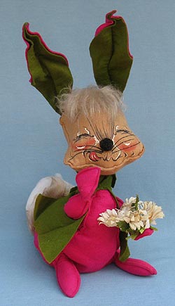 Annalee 18" Pink Yum Yum Bunny with Flowers - Near Mint - B4-66xx