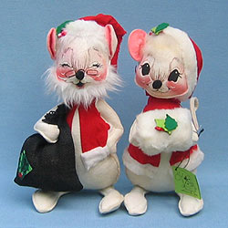 Annalee 12" Mr & Mrs Santa Mouse - Mint / Near Mint - C182-79
