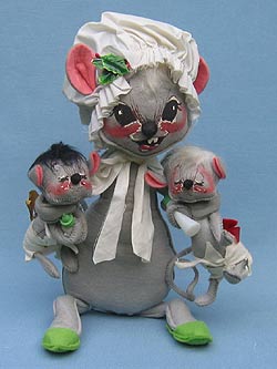 Annalee 12" Mother & 7 Baby Mice - Near Mint - C185-74