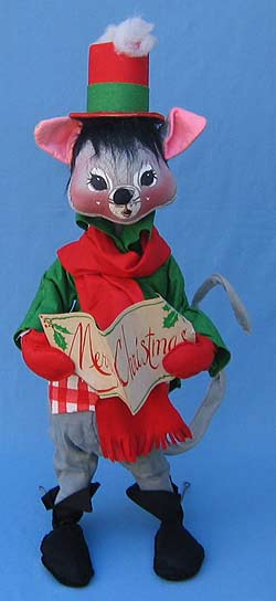 Annalee 29" Caroller Mouse with Red Gloves - Excellent - C197-78a
