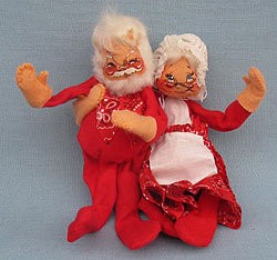 Annalee 7" Mr & Mrs Santa - 1976 - Excellent - C77-76a Annalee 7" Mr & Mrs Santa - 1976 - Excellent - C77-76a