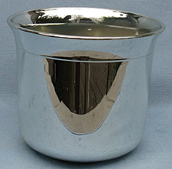 Annalee 4" Celebration - New Years Silver Plastic Ice Bucket - Near Mint  