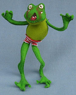 Annalee 10" Frog in Bathing Suit - Mint - J77-69 Annalee 10" Frog in Bathing Suit - Mint - J77-69