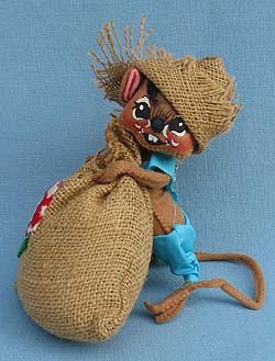 Annalee 7" Country Cousin Boy Mouse with Sack - Mint - J81-69def