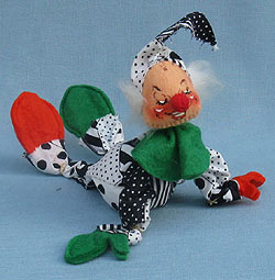 Annalee 10" Black & White Clown Closed Eyes - Mint - L502-75xo