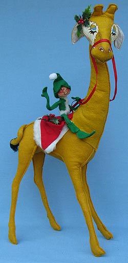 Annalee 22" Giraffe with 10" Elf - Near Mint - R280-81x Annalee 22" Giraffe with 10" Elf - Near Mint - R280-81x
