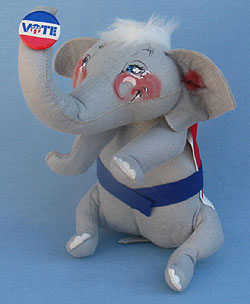 Annalee 16" Elephant - Mint - R4-72