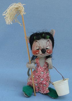 Annalee 7" Housewife Mouse - Very Good - R488-81b