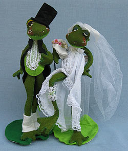 Annalee 10" Bride & Groom Frog - Mint - R507-R508-80xo