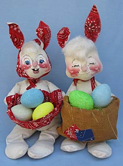 Annalee 18" Country Boy & Girl Cardholder Bunnies with Eggs - Near Mint / Excellent - 1972 - S29-S30-72