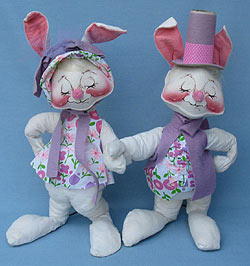 Annalee 18" E.P. Boy & Girl Bunny - Excellent - S45-S44-77