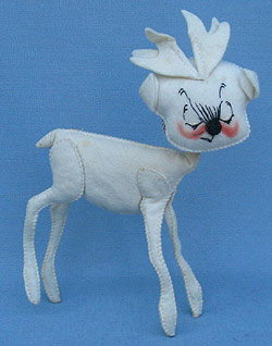 Annalee 10" White Reindeer - Excellent - Y34-65wxx