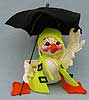 Annalee 5" Duck with Raincoat & Umbrella - Mint / Near Mint - 156092